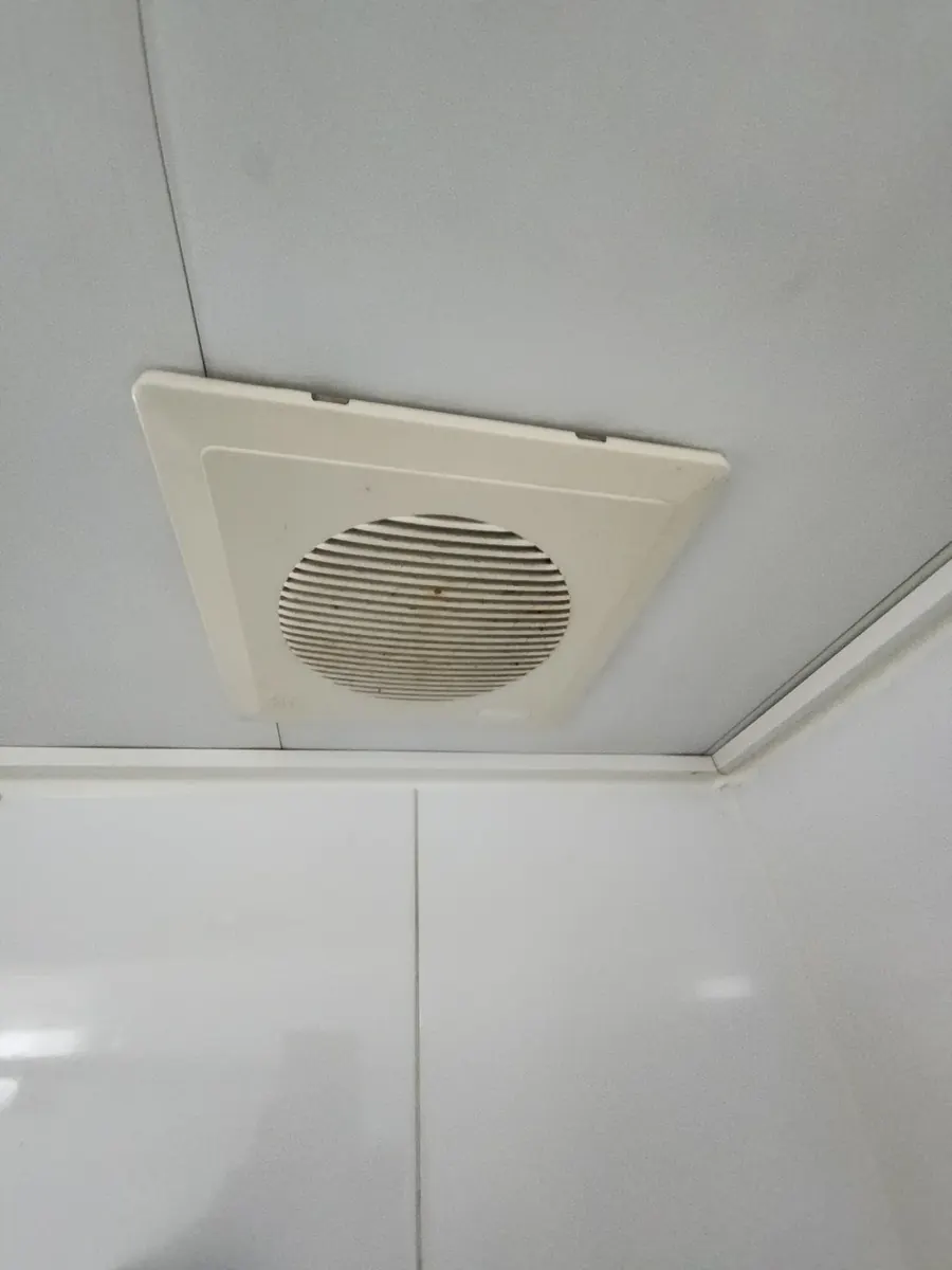환풍기 교체 — 교체 전 욕실 환풍기